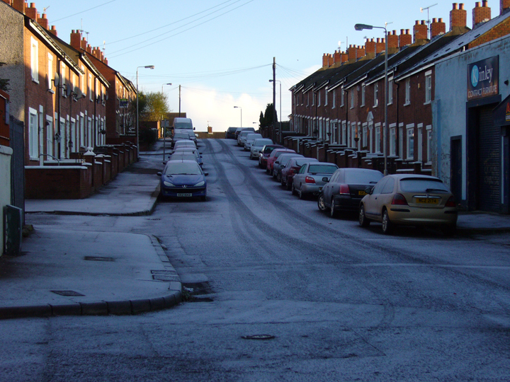 Snow on Glenbank Place